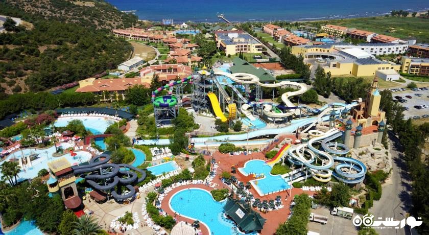 هتل آکوا فنتسی آکوا پارک